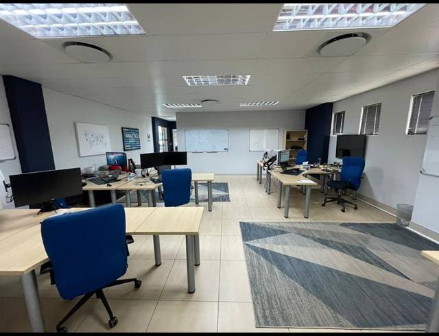 BUSINESS PROPERTY TO RENT IN MIDSTREAM ESTATE